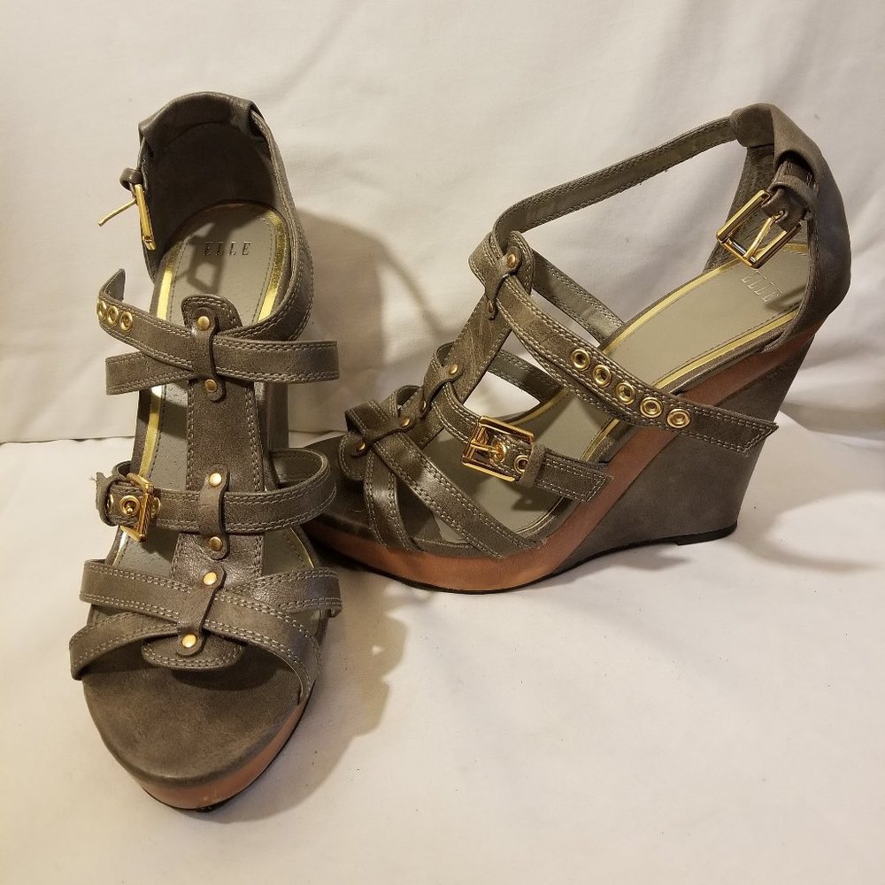 Elle Army Green Wedges | US Size 9